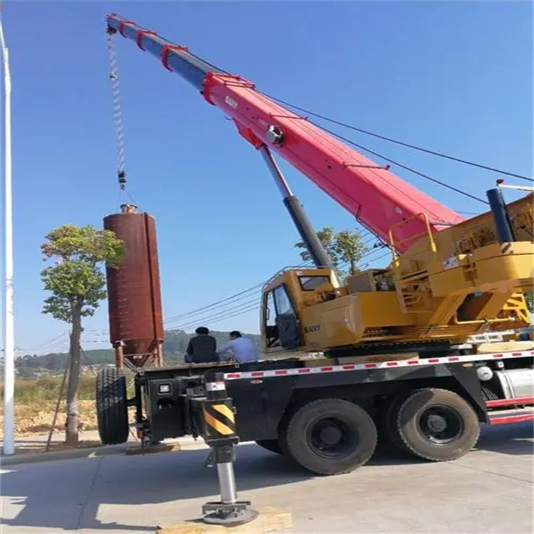 无锡滨湖专业吊车租赁多少钱