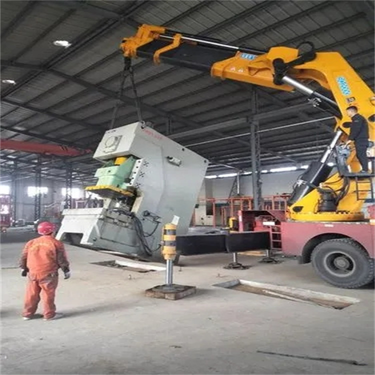 无锡滨湖80吨折臂吊车出租附近电话